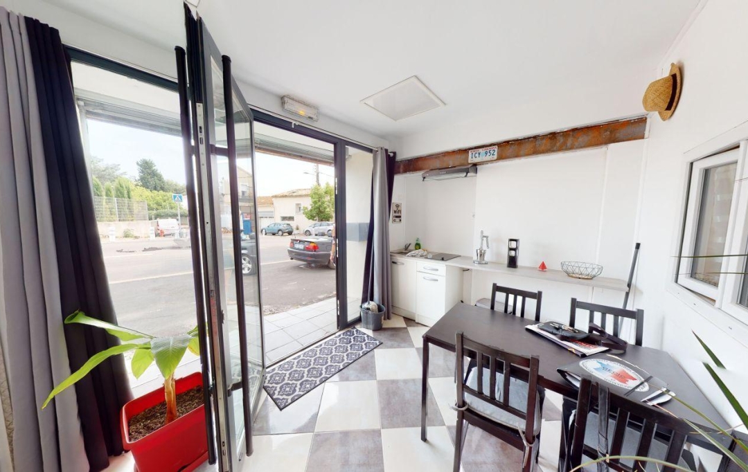 Annonces LAVERUNE : Local / Bureau | SAINT-JEAN-DE-VEDAS (34430) | 160 m2 | 289 000 € 